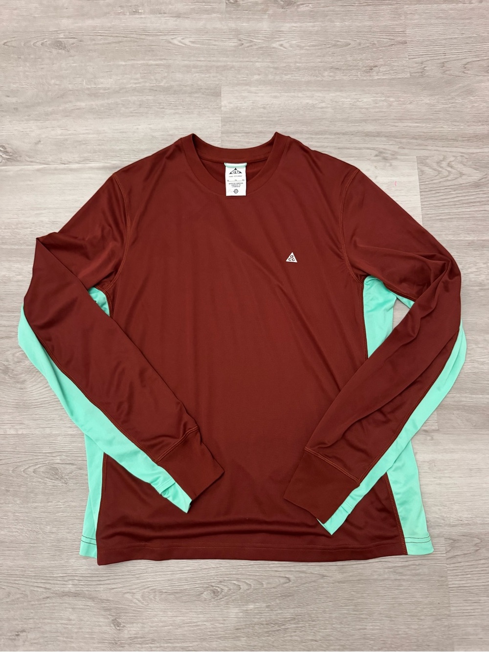 Nike ACG Long Sleeve Shirt